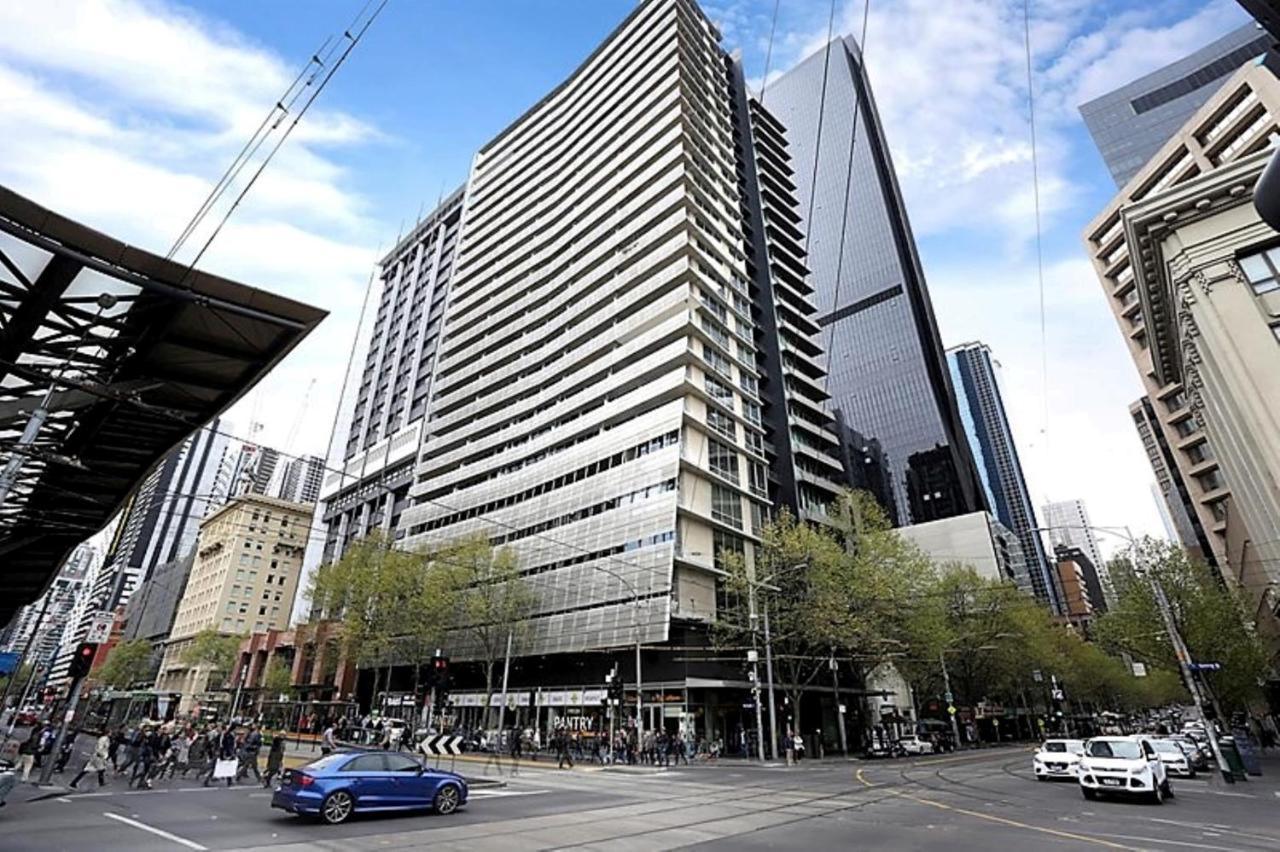 Readyset Apartments At Liberty Melbourne Exterior photo